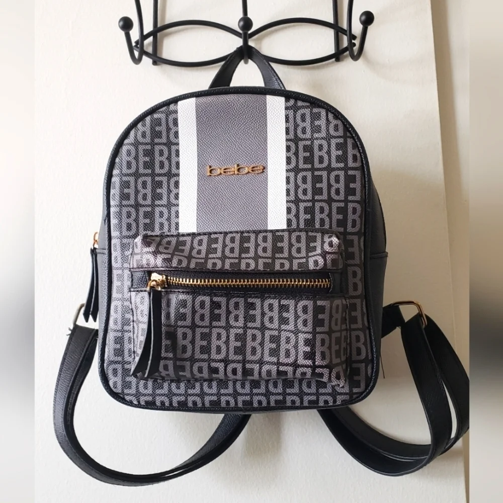 BEBE RINA LOGO SMALL BLACK SIGNATURE LOGO PRINT BACKPACK BAG W/ POUCH